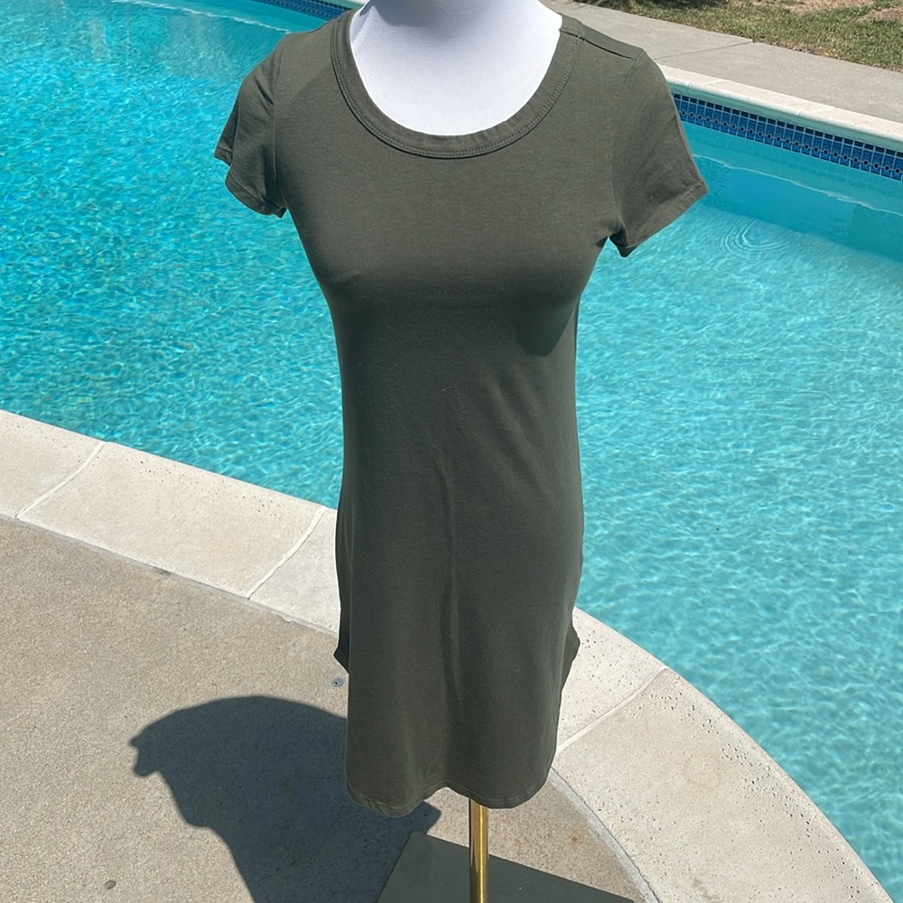 Hearts & Hips | T-shirt Dress | Size Small